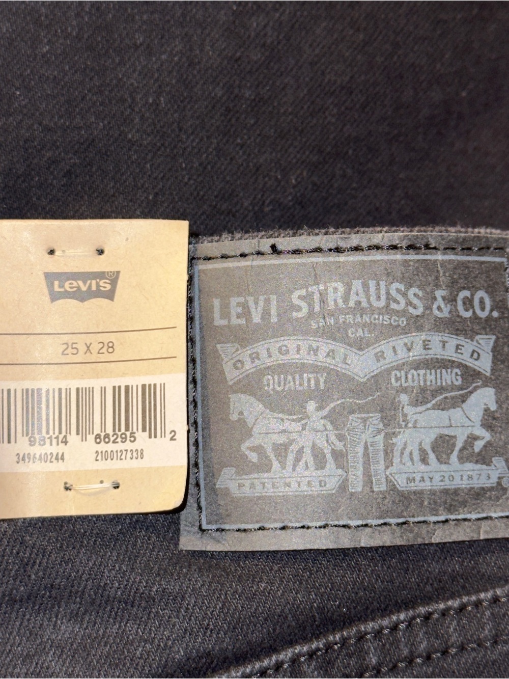 Levi's Women's Straight Leg Black Jeans with Branded Patch